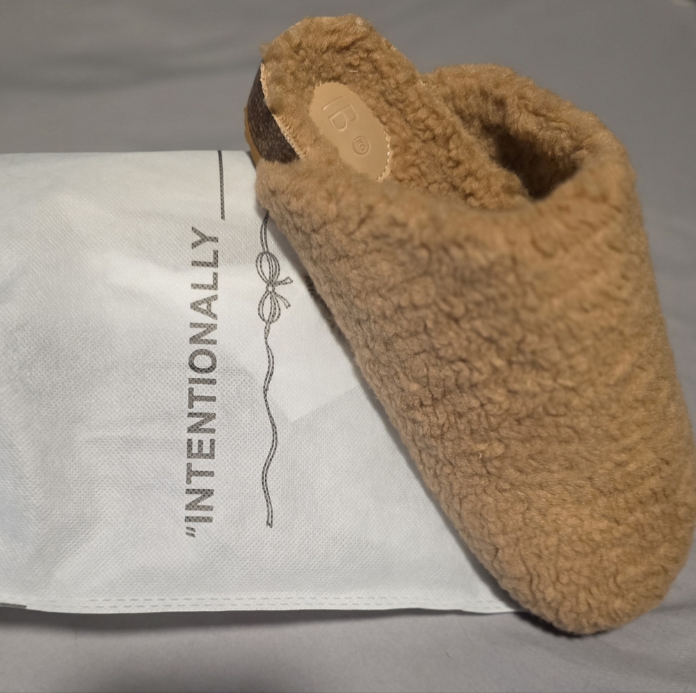 Intentionally Blank Cozy Brown Slippers